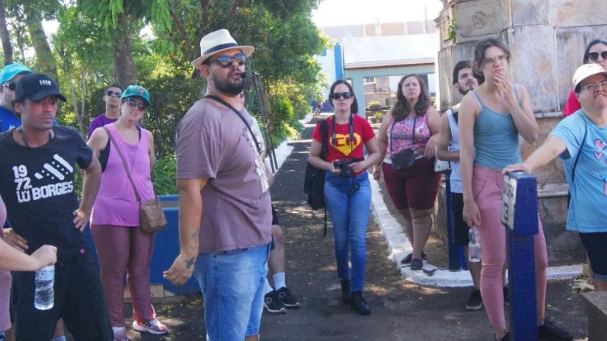 tour cemitério saudade