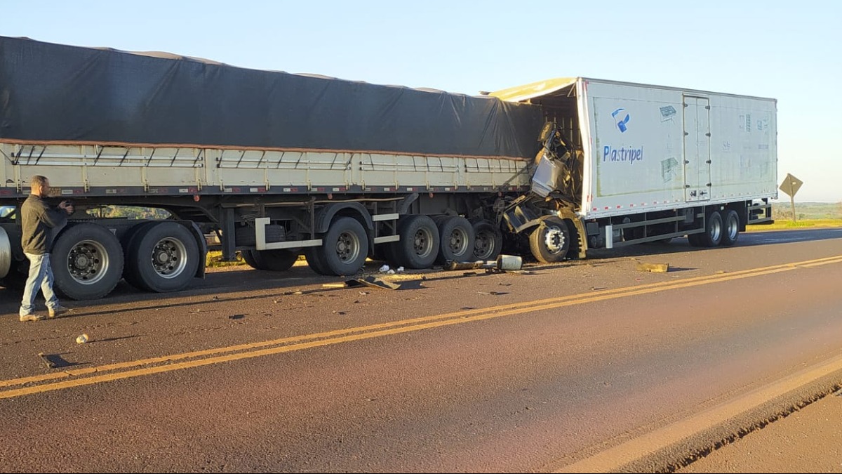 acidente de caminhão