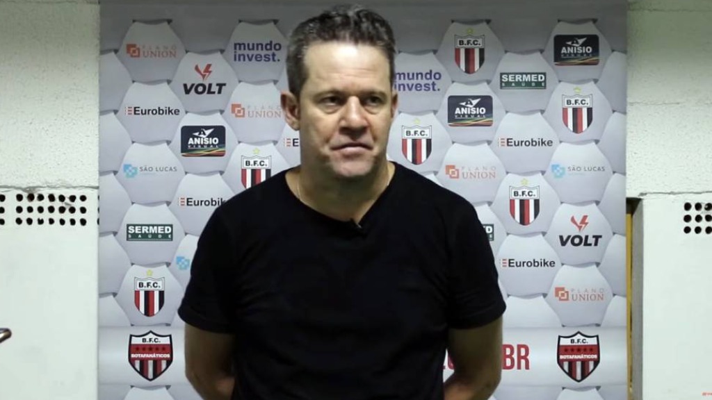 demissão Argel Fuchs