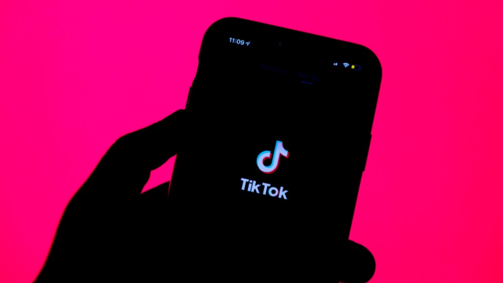 TikTok ameaça Facebook