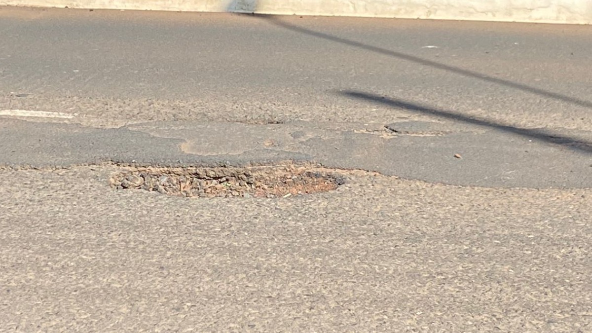 buracos na Via Norte