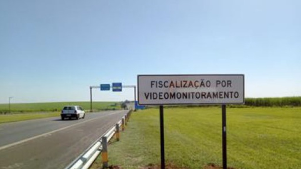 fiscalização em rodovias