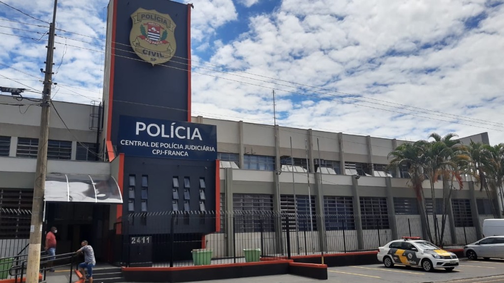 fraudes em licitações