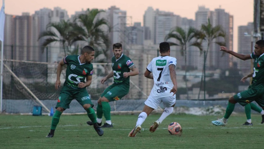 pênalti perdido Barretos