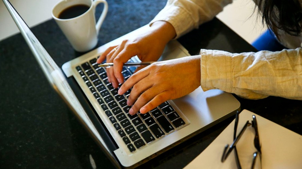 trabalho remoto universitários