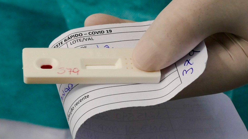 testes rápidos em massa