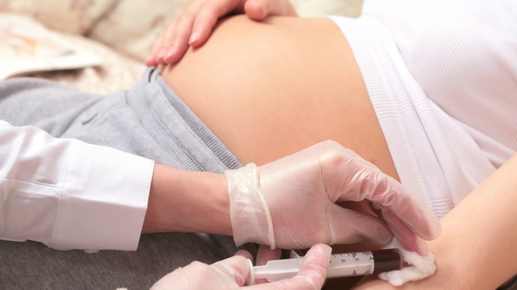 vacinação covid-19 aborto