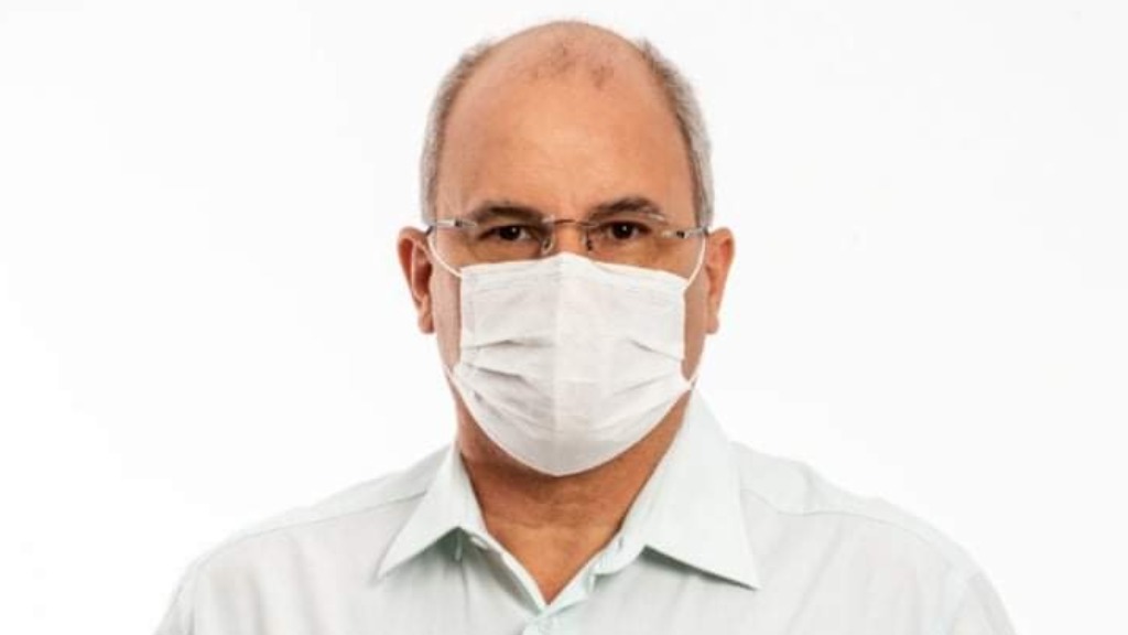 Prefeito com Covid-19