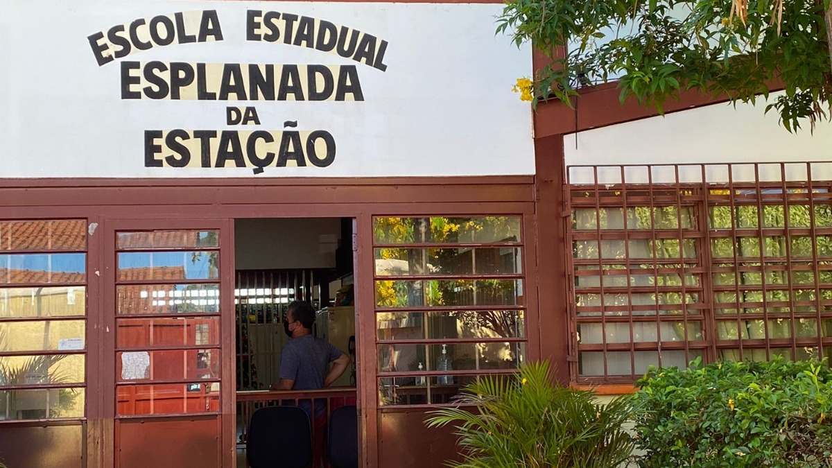 vandalismo escola Jardim Iara