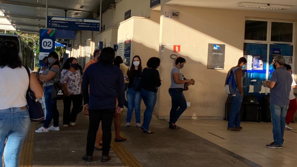 transporte público trabalho