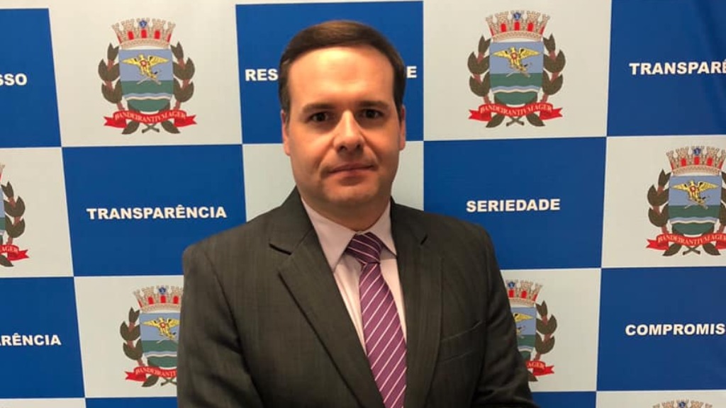 atividades particulares expediente