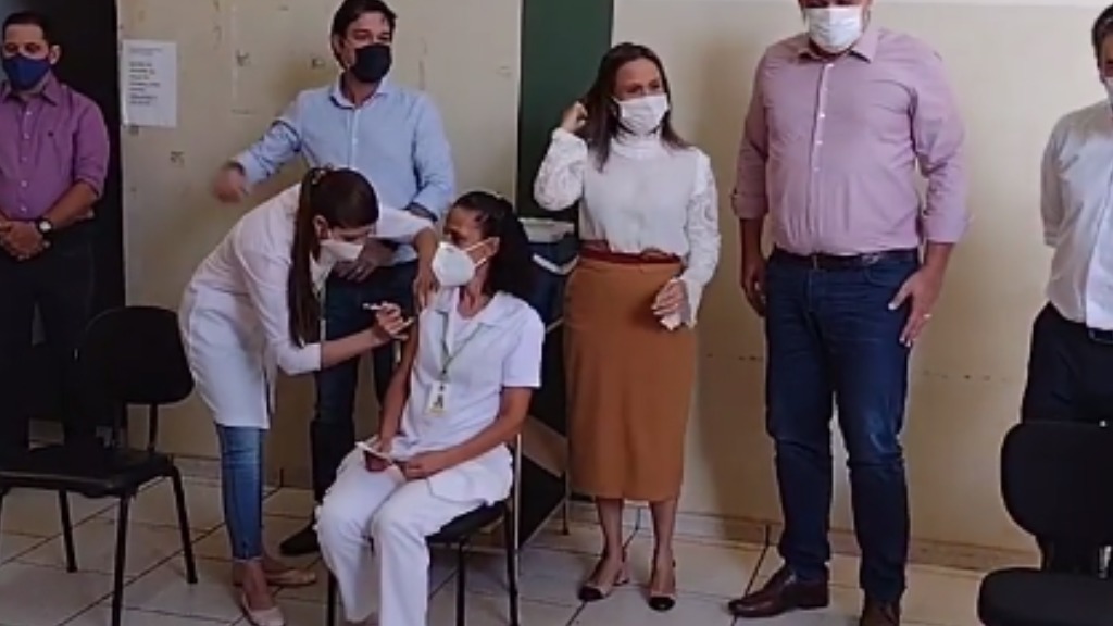 Vacinação profissionais saúde