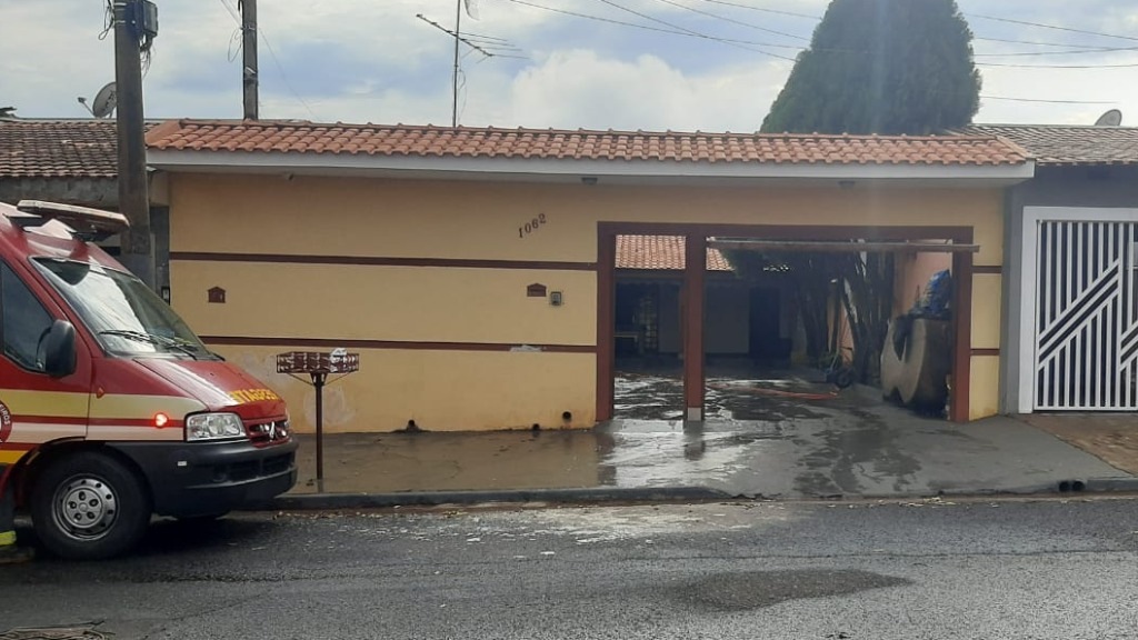 Incêndio em residência