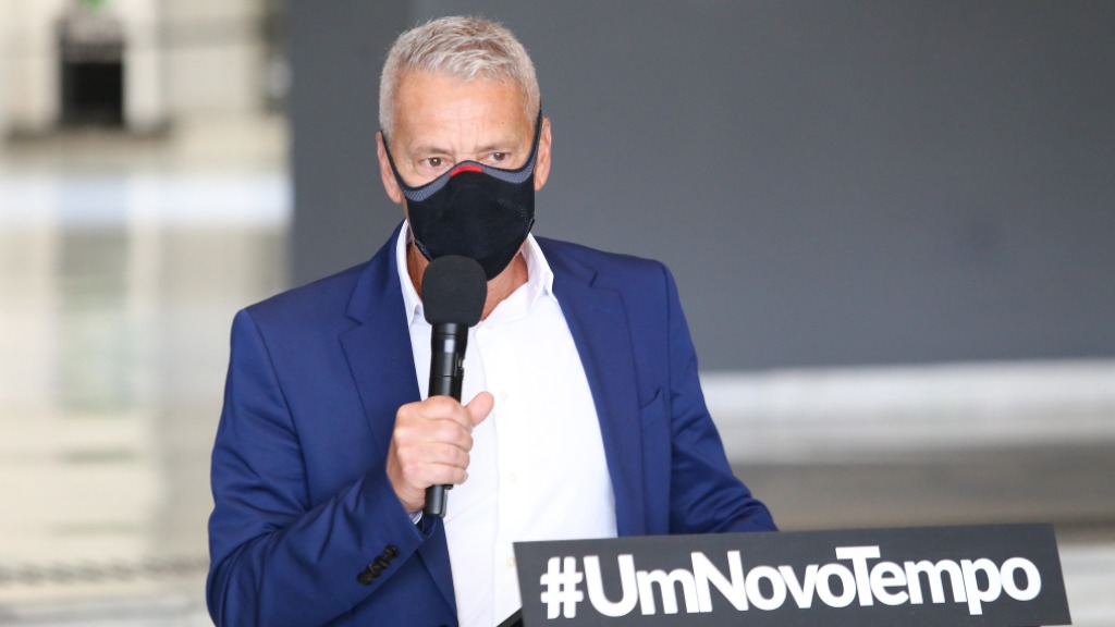 uso obrigatório máscara