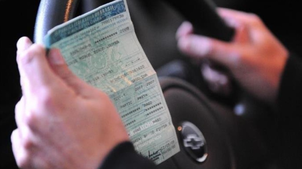 licenciamento anual veículos