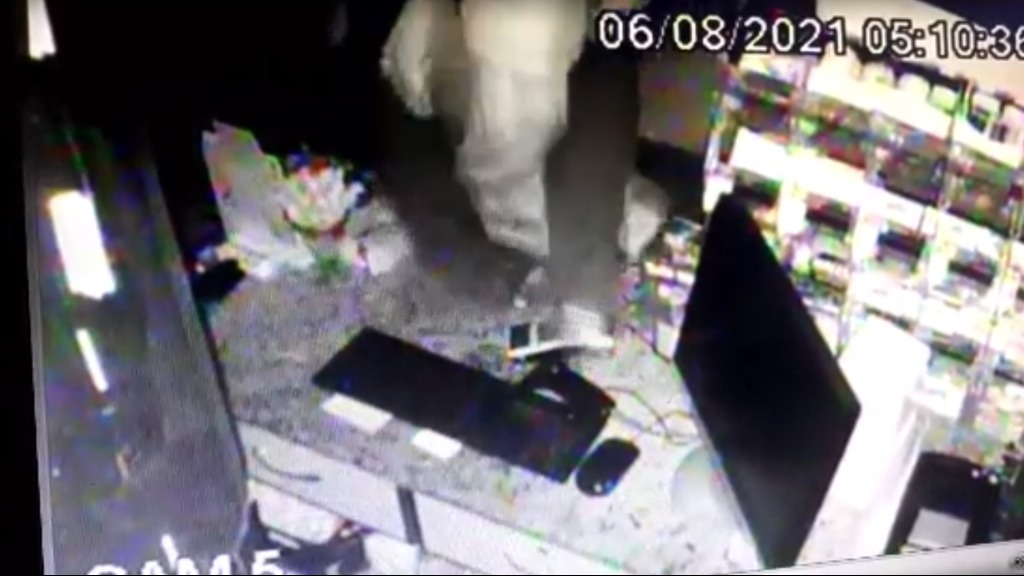 roubo loja conveniência