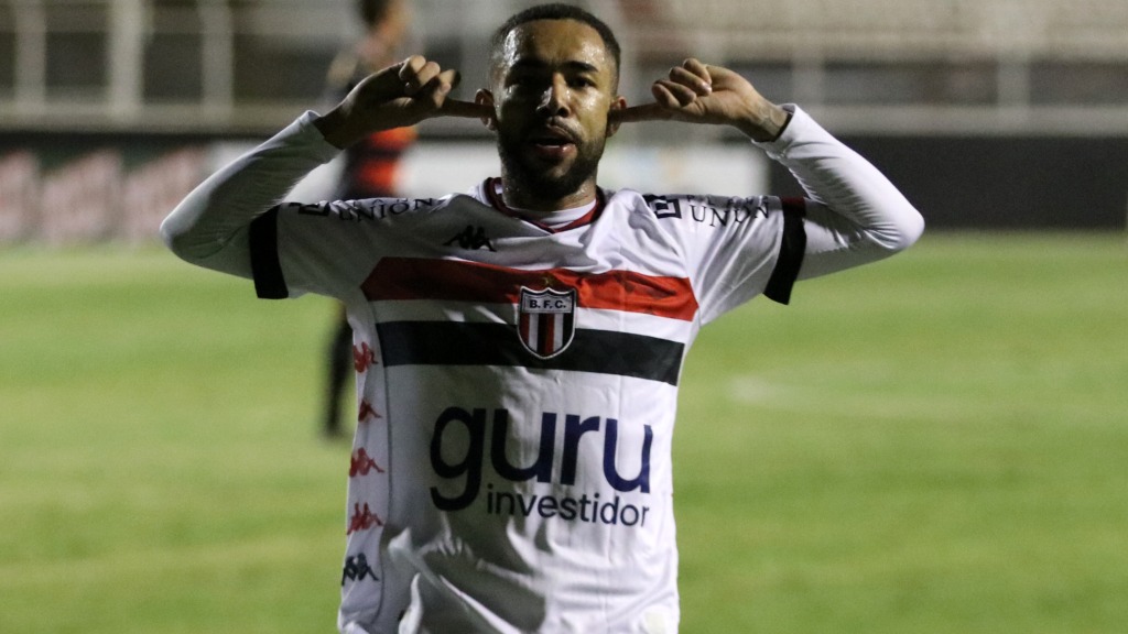 Luketa titular Palmeiras