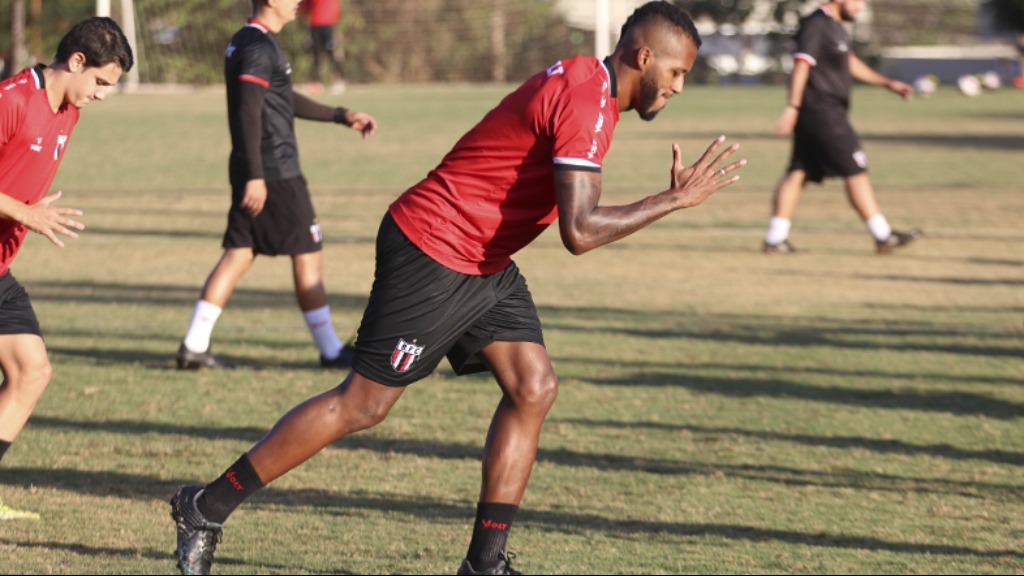 lesionados Argel Fuchs