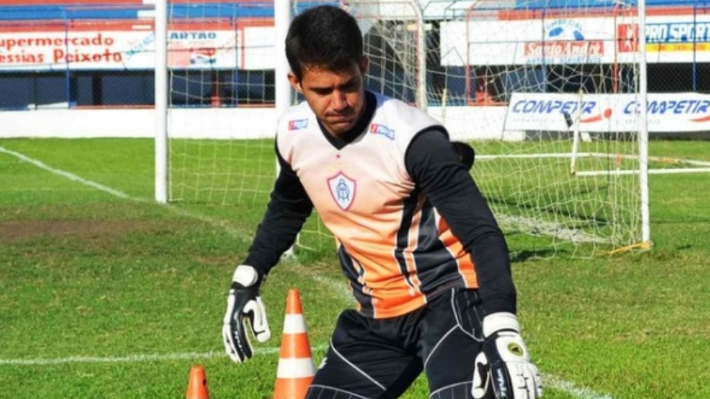 goleiro Comercial