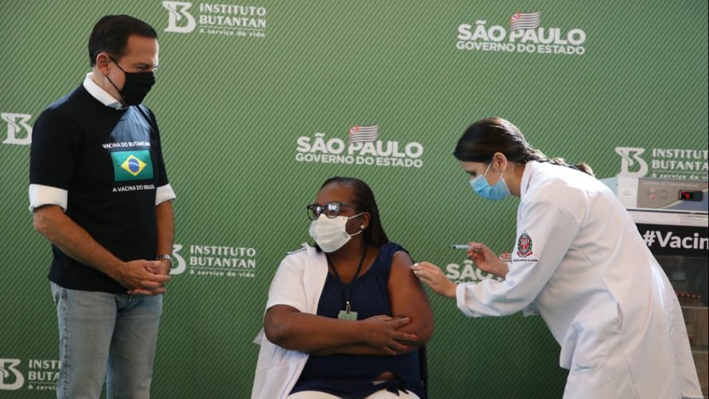 vacina covid brasileira