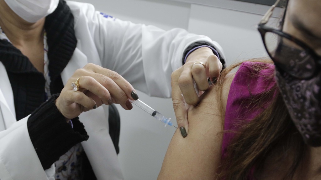 vacinação AstraZeneca Ribeirão Preto