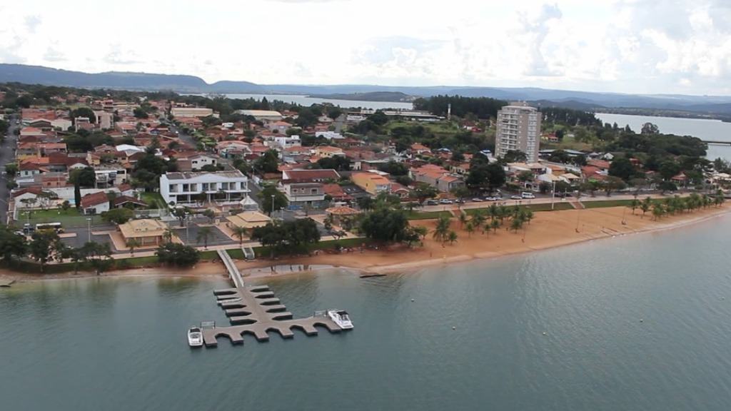 praia artificial Rifaina