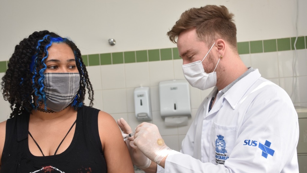 vacinação Cravinhos