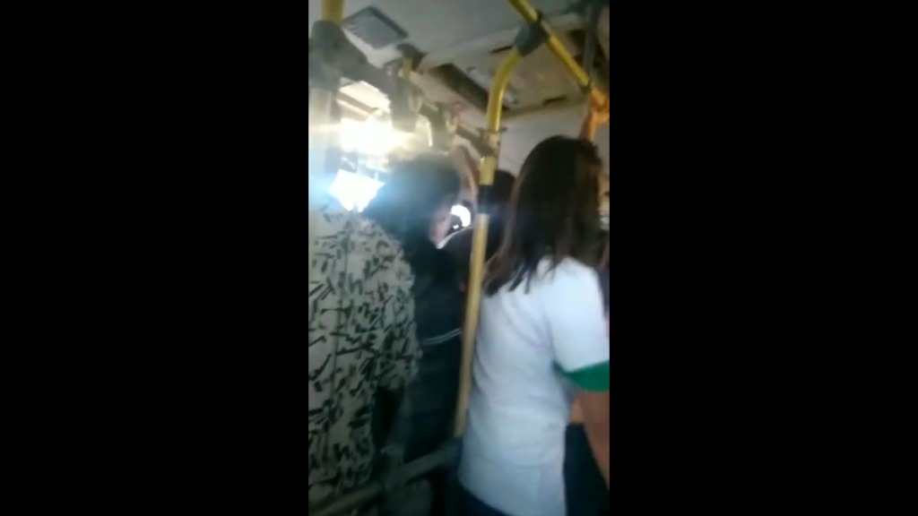 superlotação ônibus Ribeirão Verde