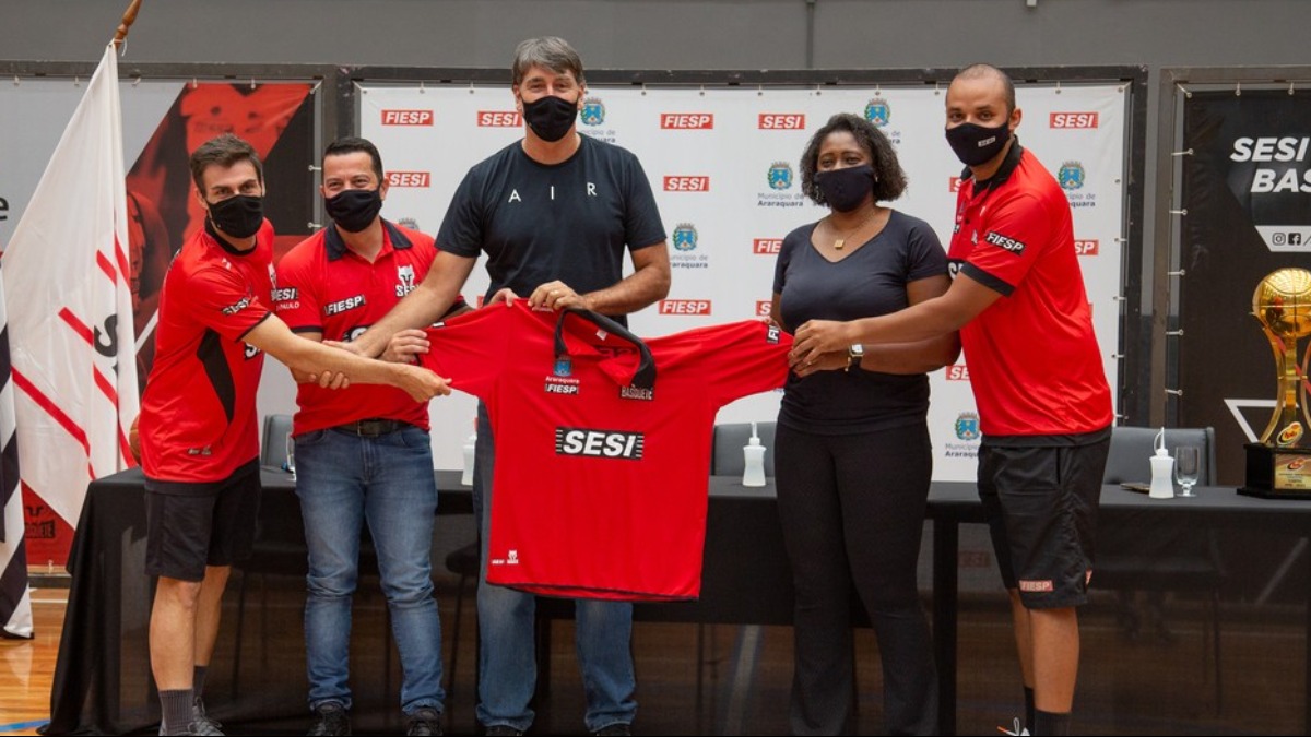treinadores basquete feminino