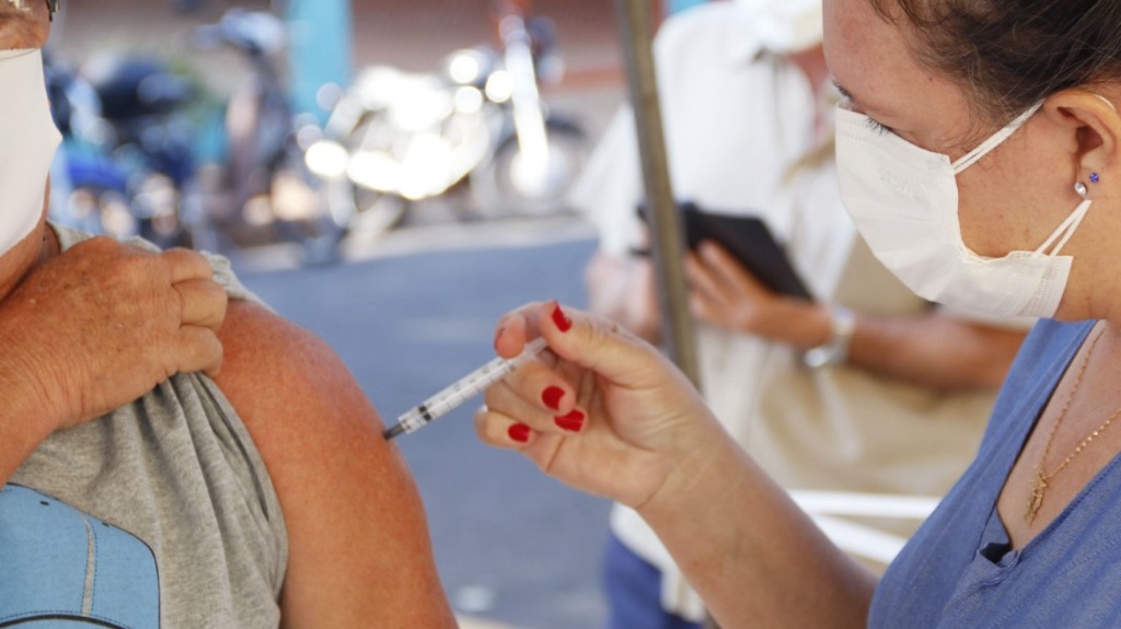 vacinação covid oncológicos