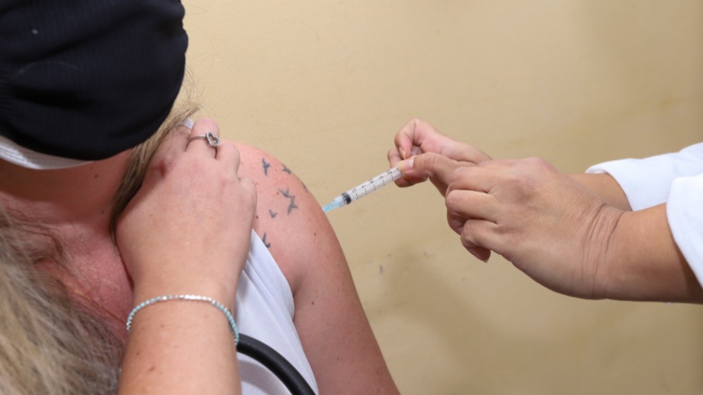 vacinação contra covid Sertãozinho