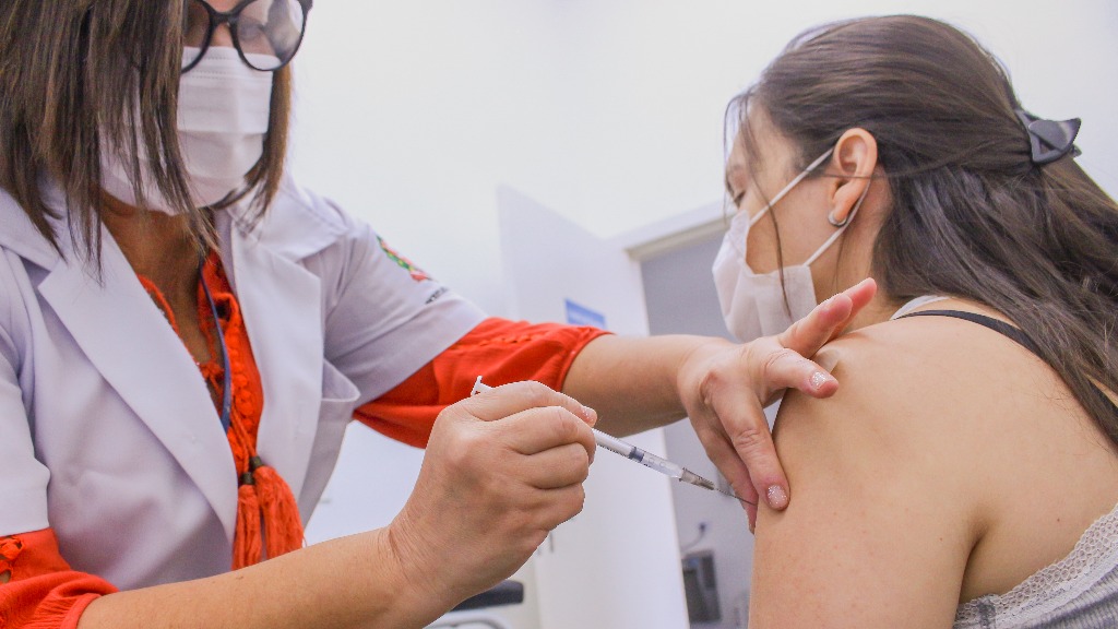 vacinação contra covid-19