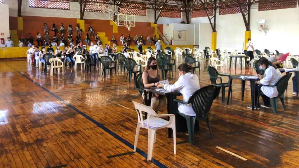 vacinação profissionais saúde