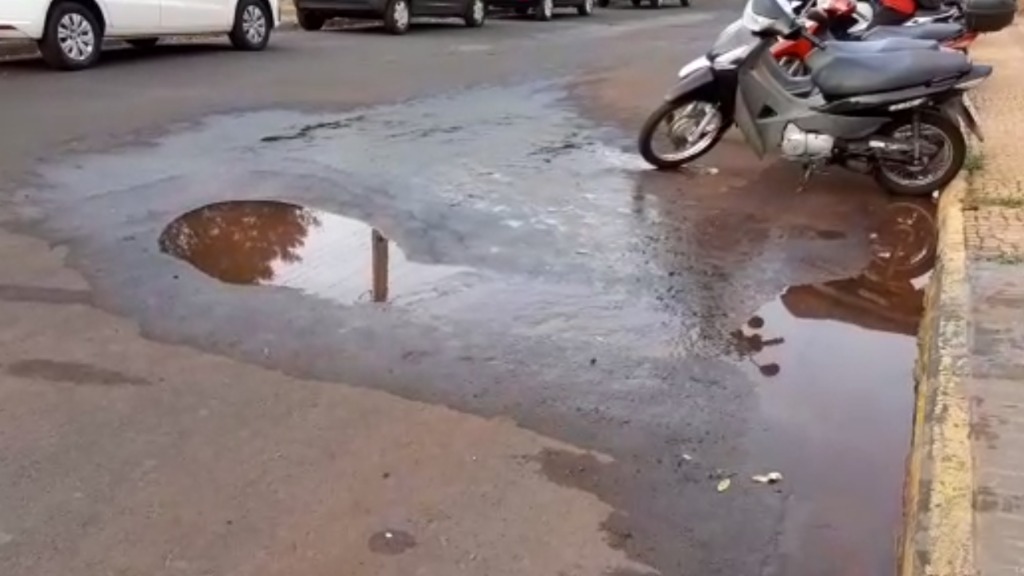 vazamento água Ribeirão