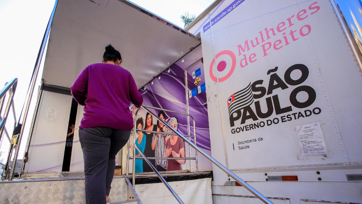 Carreta da mamografia