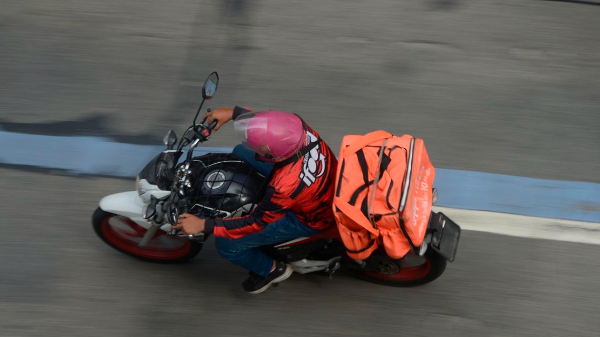 trabalhadores por aplicativo