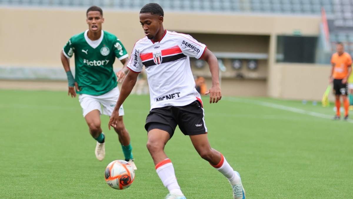 Atacante promessa Botafogo-SP