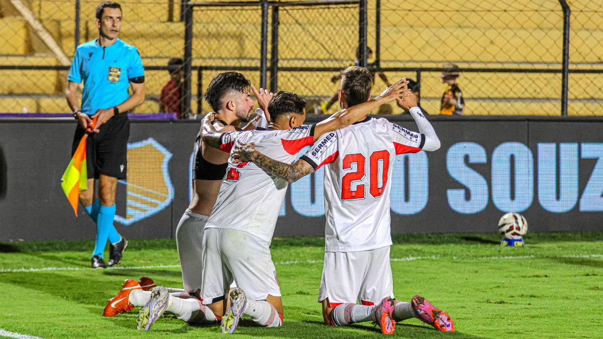 Disputa contra o rebaixamento