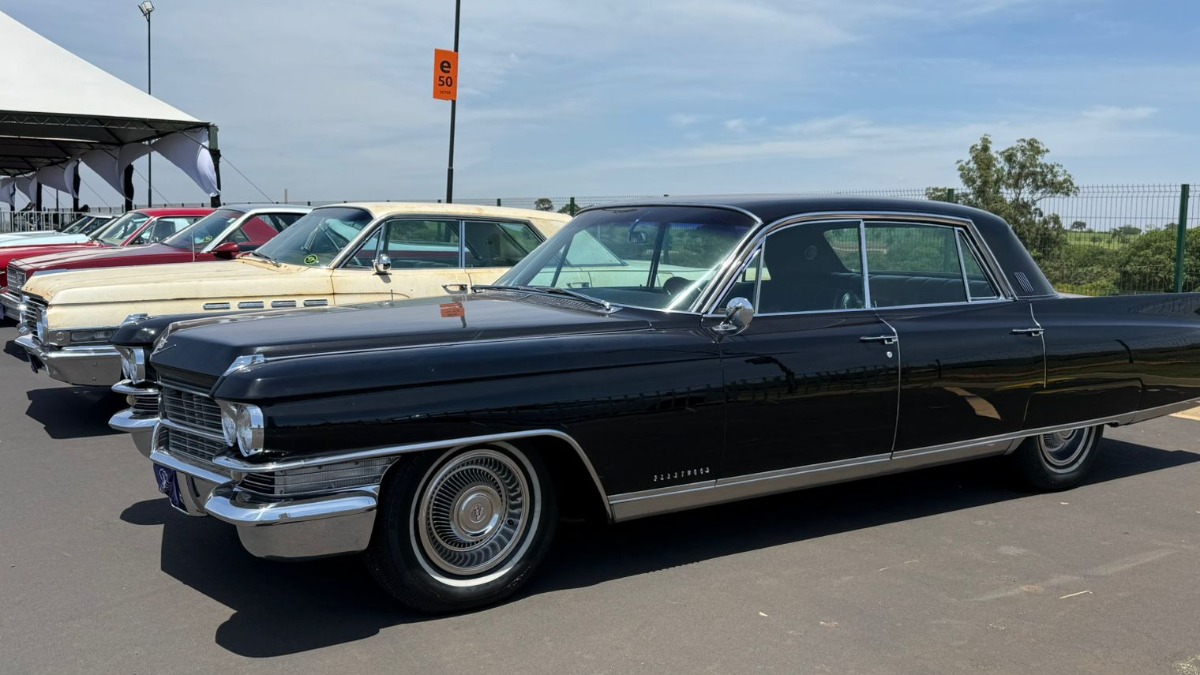 Leilão de veículos antigos