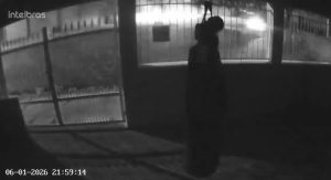 Acidente nos Campos Elísios assusta moradores e deixa prejuízo em oficina de Ribeirão Preto