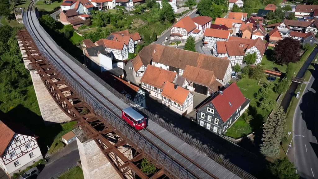 Kombi vira atração em museu alemão e reforça título de veículo mais versátil do Brasil