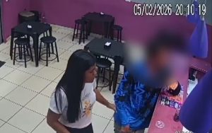 Laudo confirma chumbinho em açaí consumido por jovem em Ribeirão Preto (SP) - Reprodução/Câmera de segurança