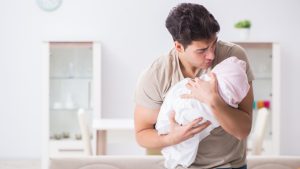 Licença paternidade pai filho